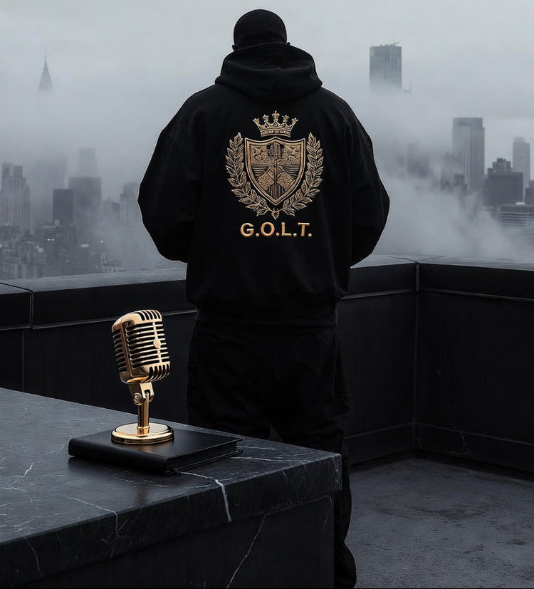 Hoodies & Sweatshirts